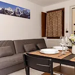 Centro Storico ☆☆☆☆☆ K2 Apartment Aosta